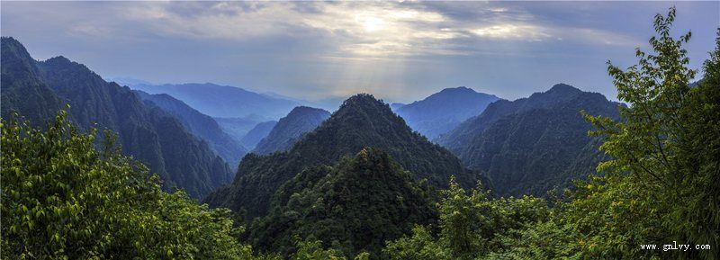 �Ĵ���üɽ֮��