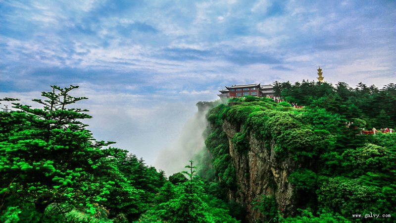 �Ĵ���üɽ֮��