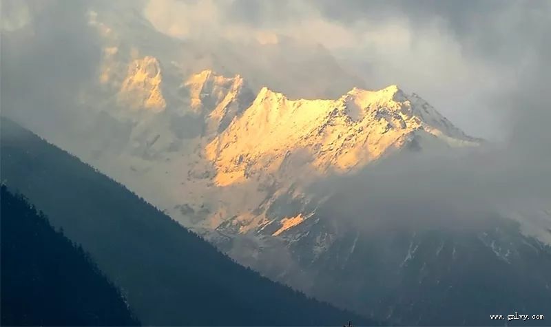 被称为“川西小瑞士” 毕棚沟,又称毕棚沟风景区 被称为“川西小瑞士” 毕棚沟,又称毕棚沟风景区