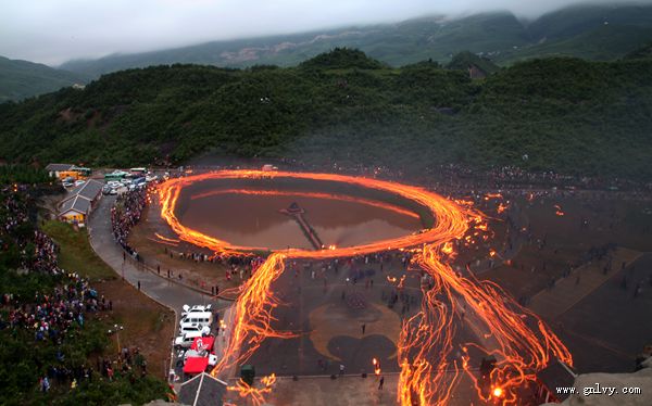 “遇见千年彝乡 爱上神秘板底” 贵州·毕节 “遇见千年彝乡 爱上神秘板底” 贵州·毕节