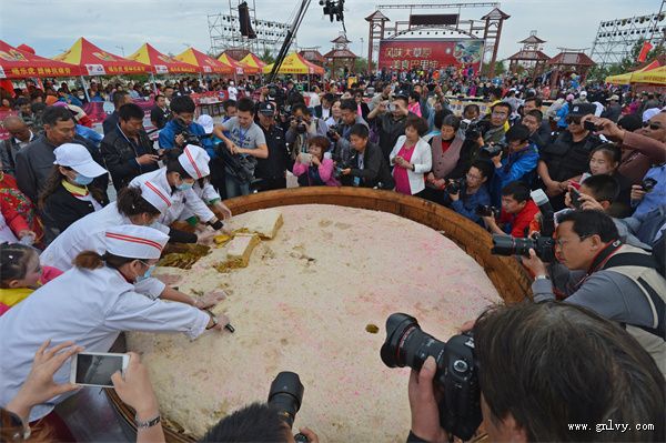 非遗匠心游 新疆·寻味巴里坤 非遗匠心游 新疆·寻味巴里坤