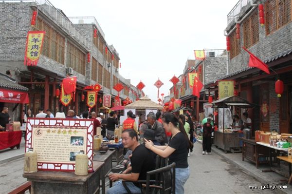 ����  �㵽 ��ʳ���� ���� ֮��